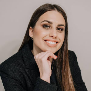 Meet your Posher, Sarah